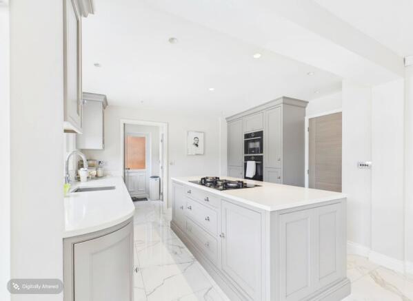 cam03830g0pr0292still008001copy