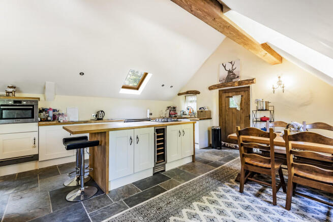 Kitchen/Dining Ar...