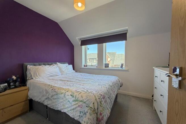 2 bed Flat for sale Image 8