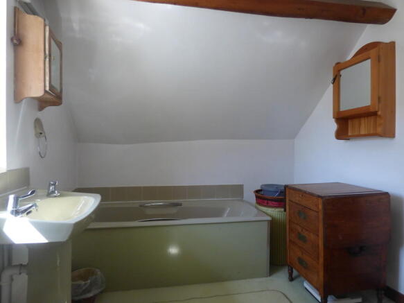 Photo 10