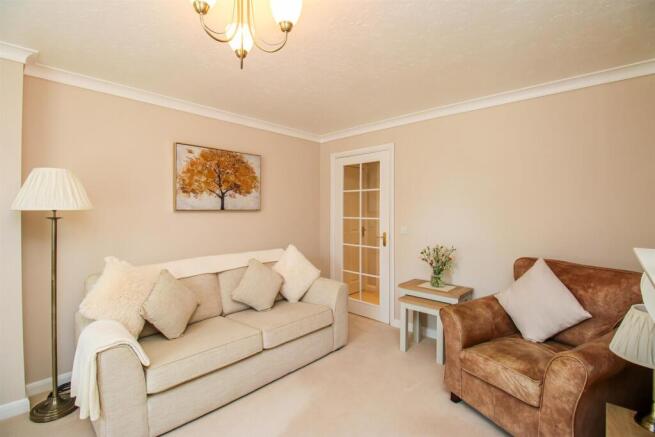 3 bed Semi-Detached for sale Image 9