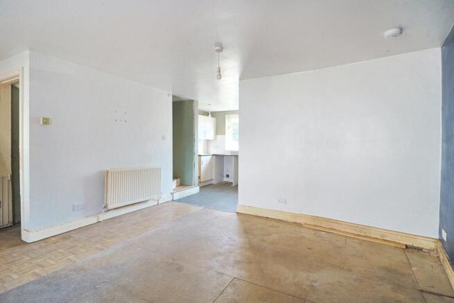 1A Windsor Close, Bovington, Wareham, Dorset BH20 6HZ