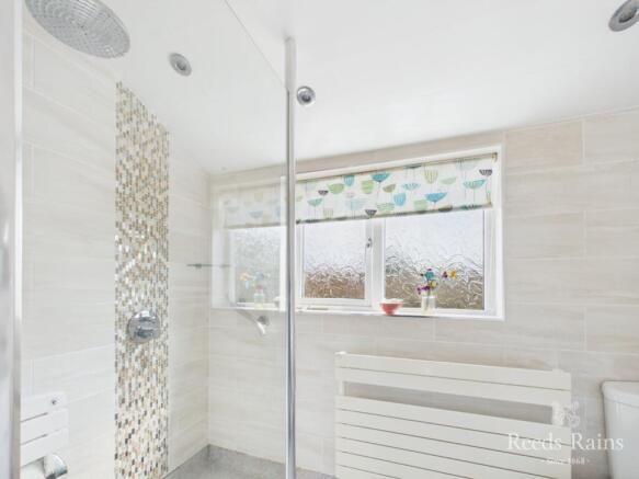 3 bed Semi-Detached for sale Image 5