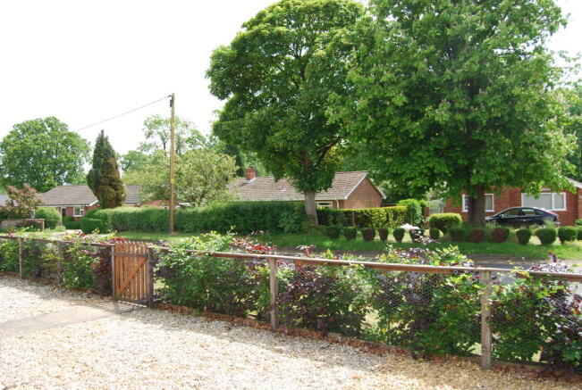 Photo 13