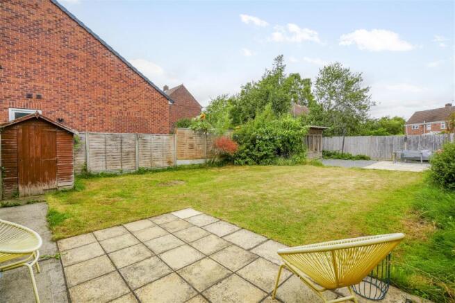 2 bed Semi-Detached for sale Image 12
