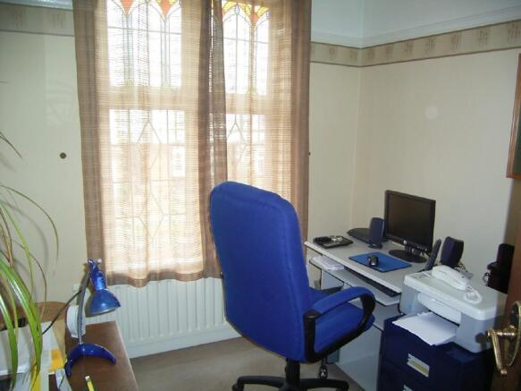 Photo 10