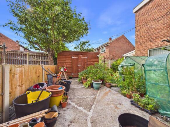 3 bed Semi-Detached for sale Image 8