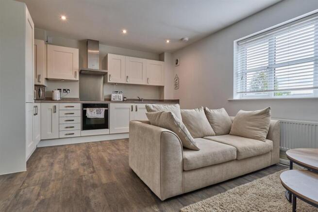 Open Plan Kitchen/Dining/Living Area