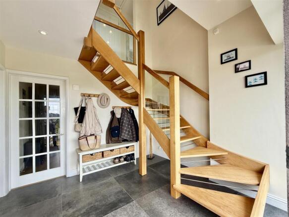 Entrance Hall.jpeg