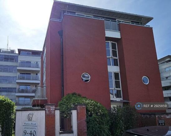 2-Bed Penthouse - Freeman¿s Meadow