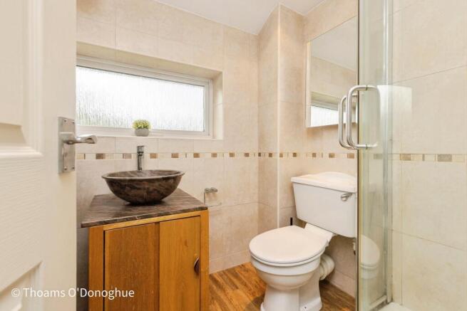 4 bed Detached for sale Image 12