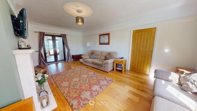 4 bed Semi-Detached for sale Image 7