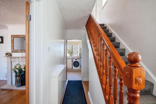 3 bed Semi-Detached for sale Image 5