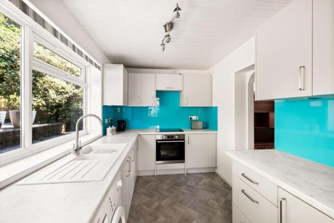 Southernwood Rise, Folkestone, CT20 photo 4