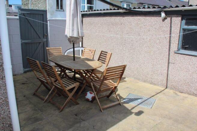 REAR COURTYARD