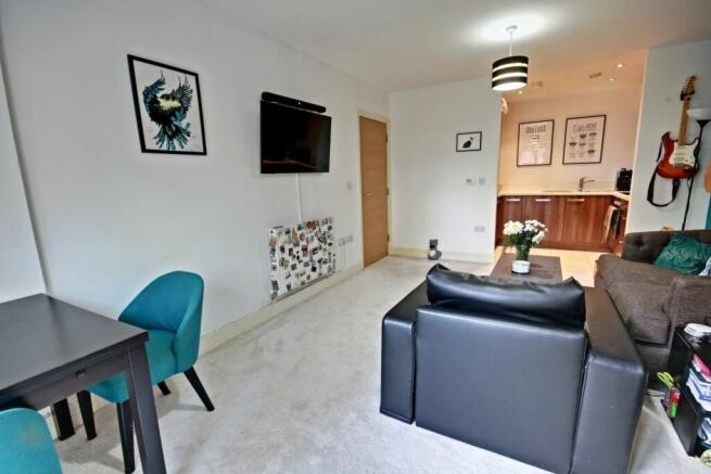 2 Hurlington Court - Reception-door