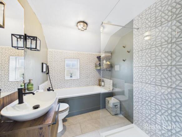 3 bed Semi-Detached for sale Image 11