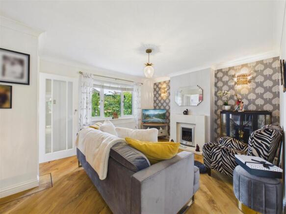 3 bed Semi-Detached for sale Image 5
