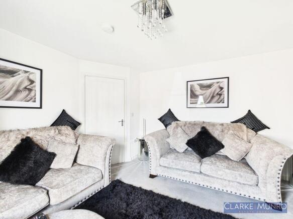 3 bed Detached for sale Image 7