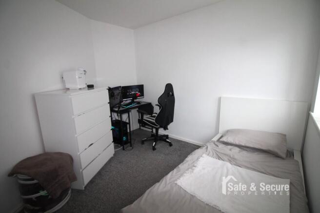 Bedroom Two (2)