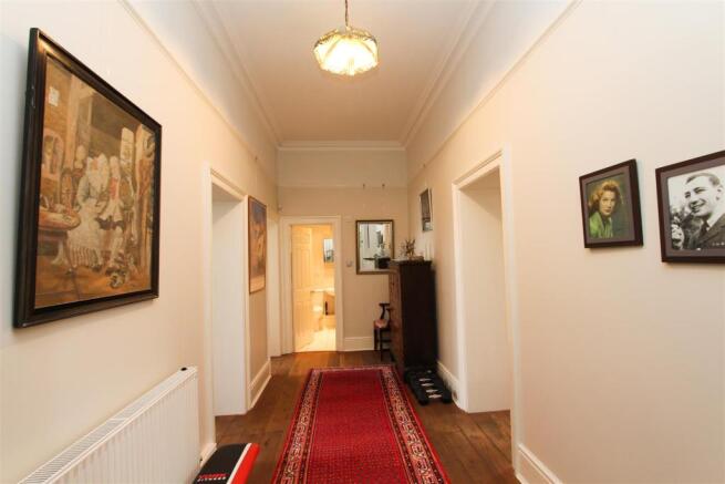 ENTRANCE HALLWAY.jpg