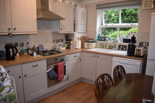 Park Street, Hungerford photo 4