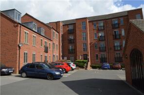 5, Weavers Court, Trinity Lane, Hinckley LE10 0BT