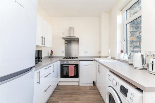 2 bed Terraced for sale Image 5