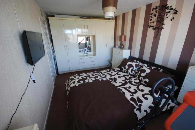 Bedroom 1 Alt