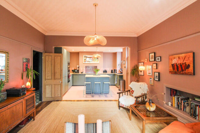 Kitchen/Dining Area