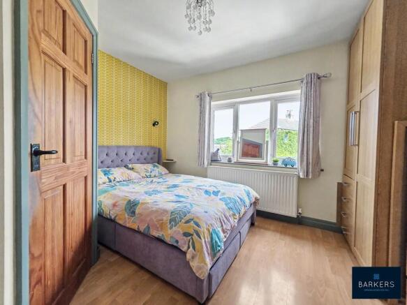 3 bed Town House for sale Image 8