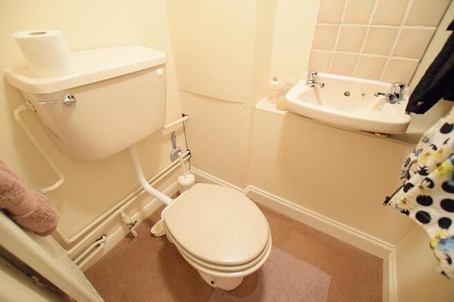 Cloakroom/w.c