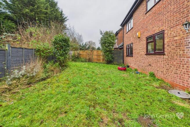 CAM01937G0-PR0557...