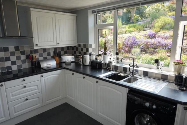 Kitchen / Breakfast