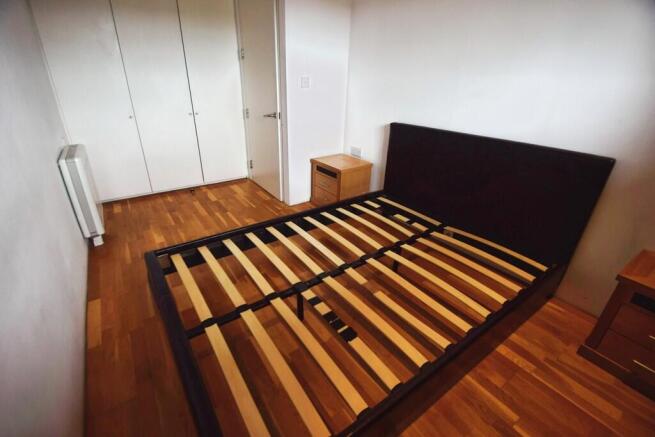 2 bed Apartment to rent Image 10