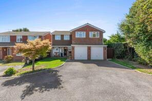 10, Tuckers Drive, High Wycombe HP15 6SY