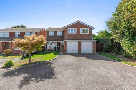Tuckers Drive, Holmer Green, HP15
