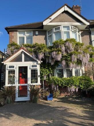 60 Bassett Gardens Exterior.jpg