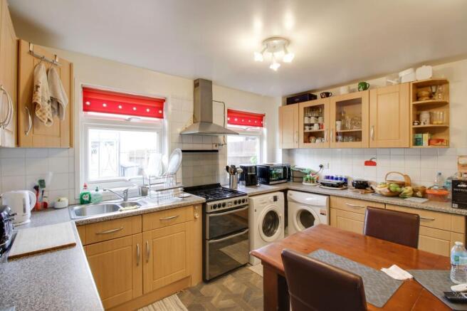 Viscount Court, Eaton Socon, PE19 photo 4