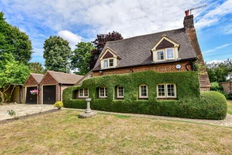 Chesham Road, Bovingdon, HP3