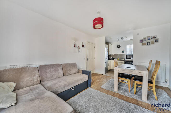 0a923128f2064efc9a8449973c589be8