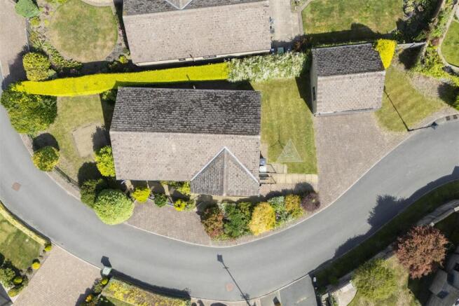 2 bed Detached Bungalow for sale Image 4
