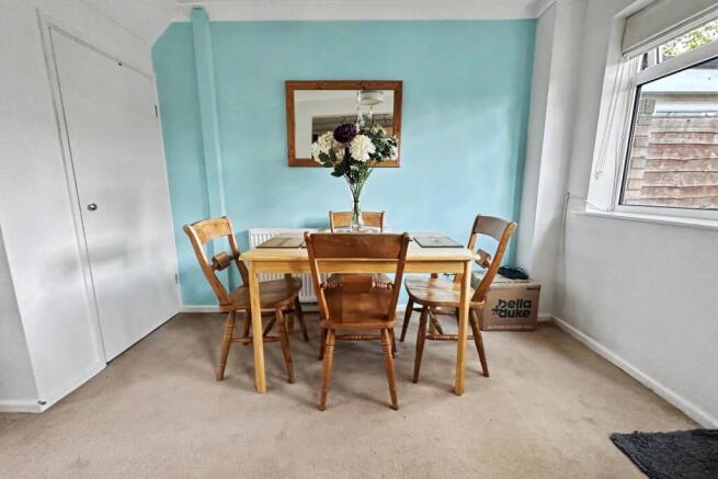 Verwood photo 4