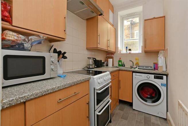 12 bed Block of Apartments for sale Image 8