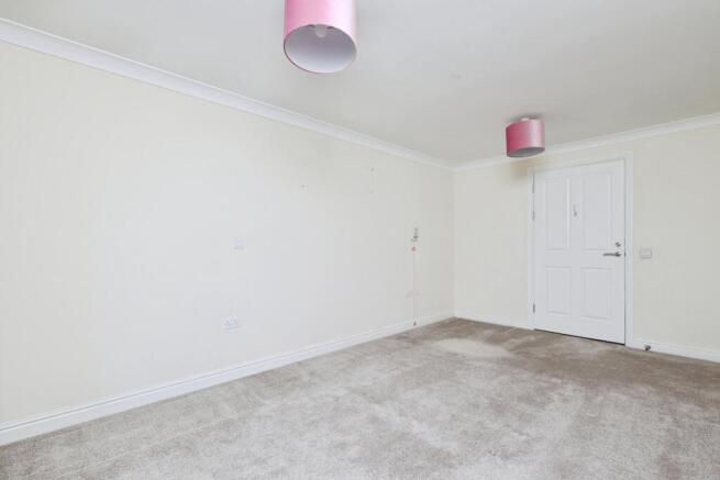 2 bed Apartment for sale Image 12