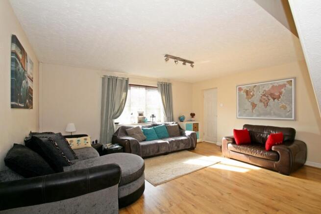 Front facing lounge
