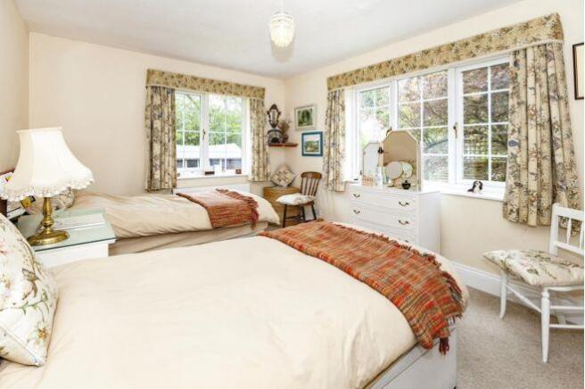 Guest bedroom