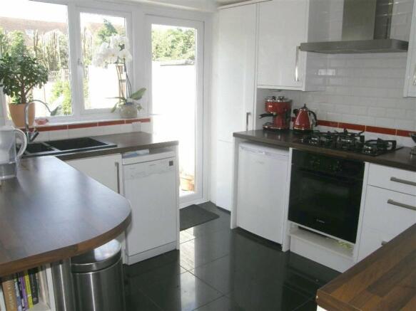 Photo 8