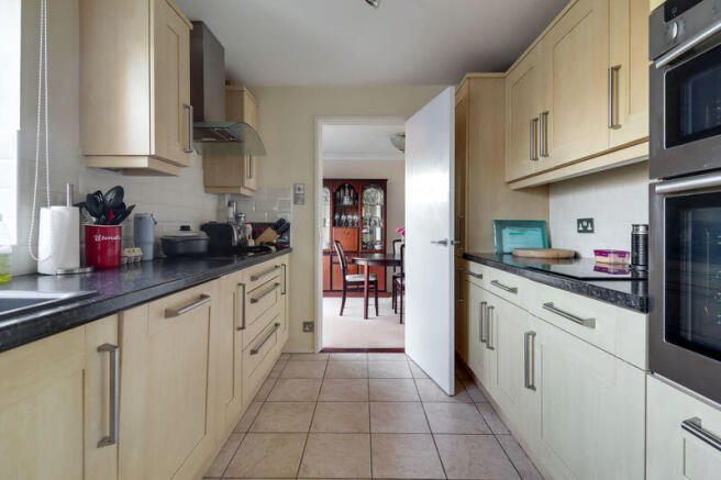 Ambassador, Bracknell photo 3