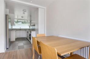 5, 2 Fayetville House, New Orleans Walk, London N19 3SU